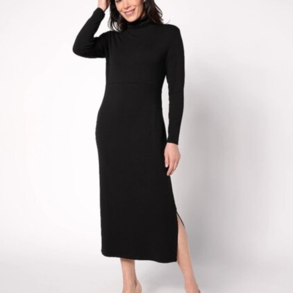 Elegant Black Turtleneck Dress
